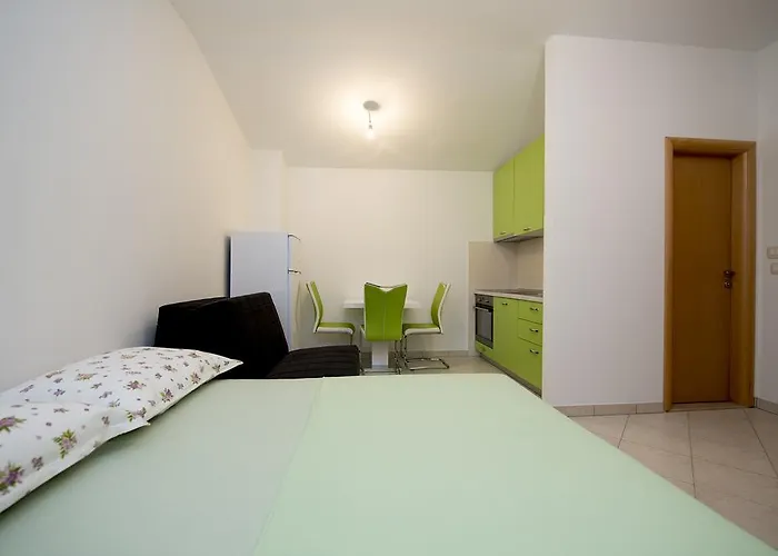 Apartman Tesija