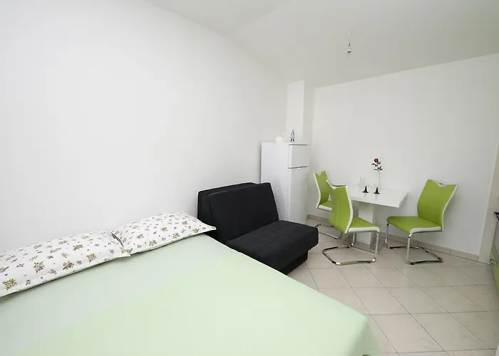 Tesija Διαμέρισμα